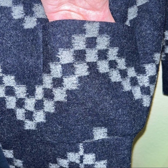 Pendleton Aztec Western Print 100% Virgin Wool Coat Size XLarge - Picture 6 of 12